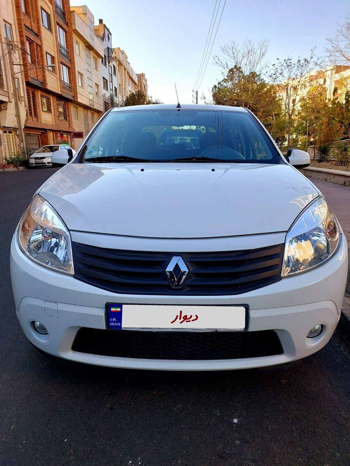 خودرو رنو، ساندرو آگهی ann_18387239