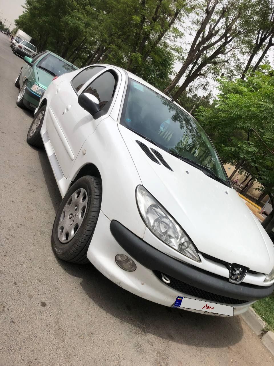 پژو ۲۰۶ صندوق دار v8 - 1396