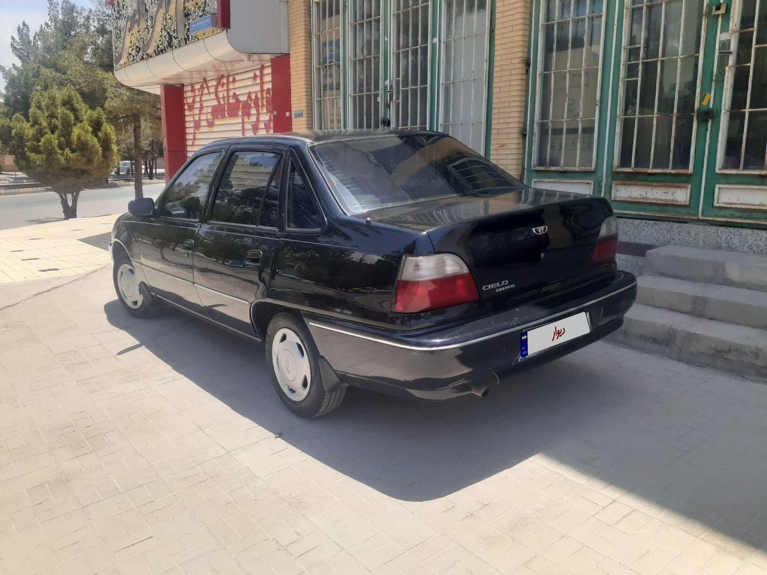 دوو سیلو سدان - 2001