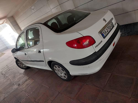 پژو ۲۰۶ صندوق دار v8 - 1394