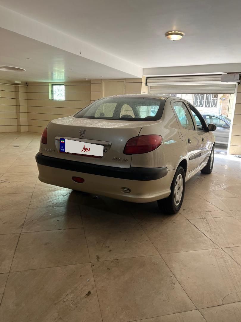 پژو ۲۰۶ صندوق دار v1 - 1386