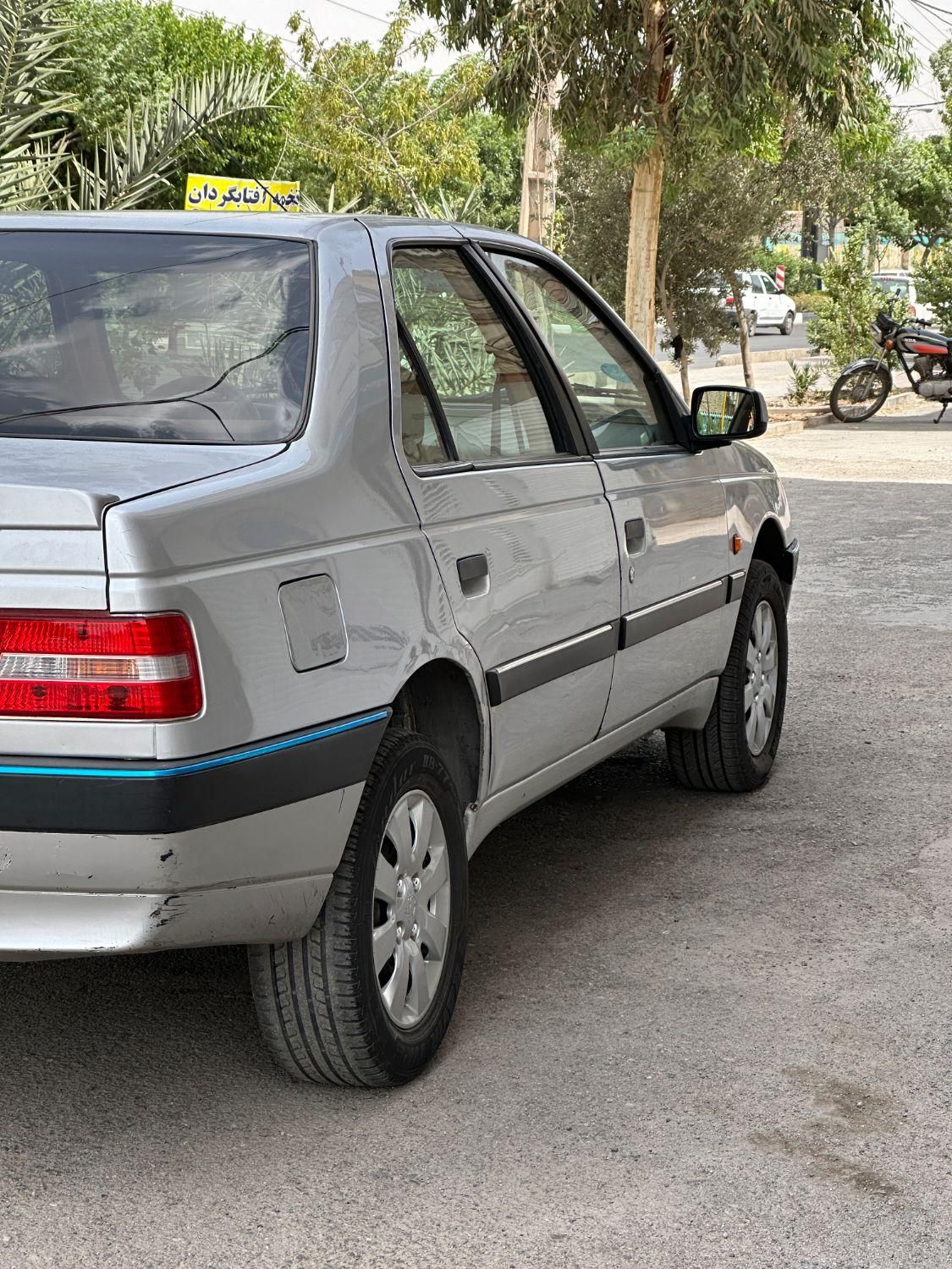 پژو 405 SLX بنزینی TU5 - 1392