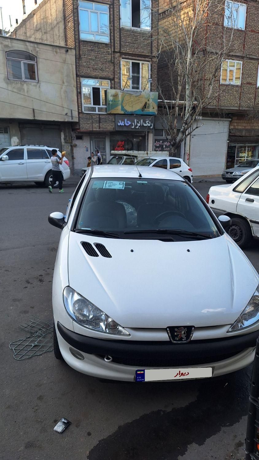 پژو ۲۰۶ صندوق دار v8 - 1399