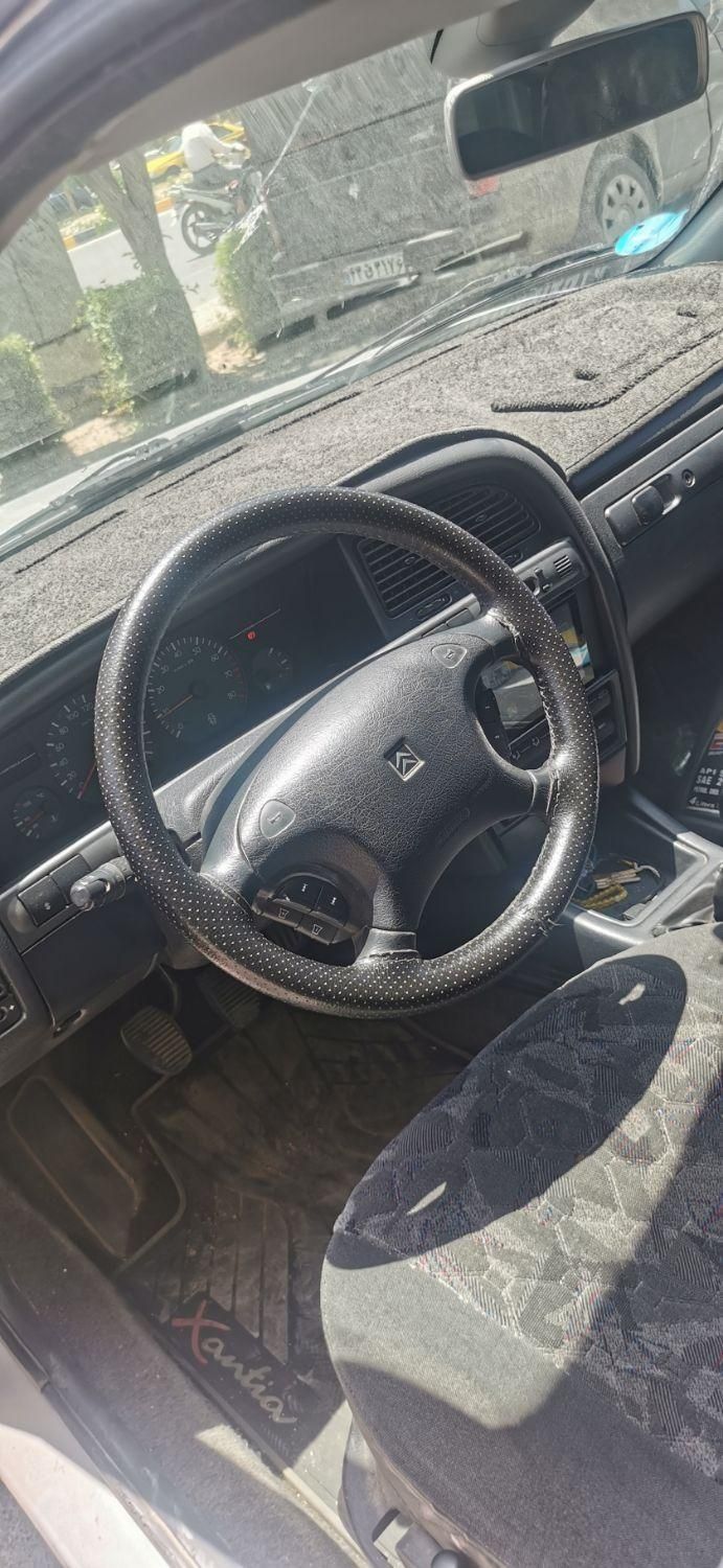 سیتروئن زانتیا X - 2004