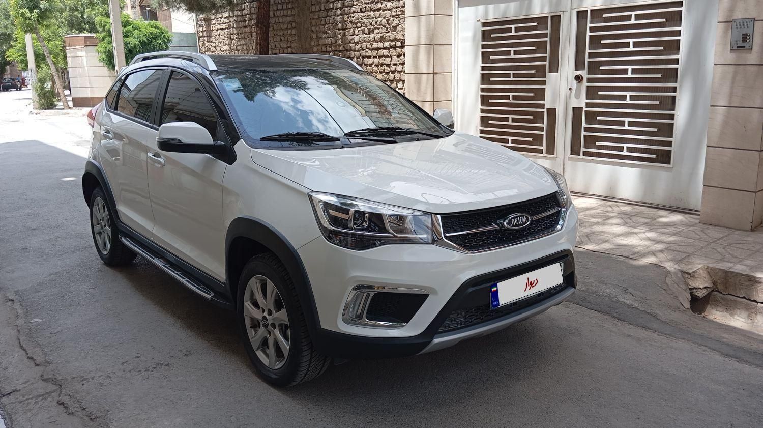 ام وی ام X22 دنده ای اسپرت لاکچری - 2023