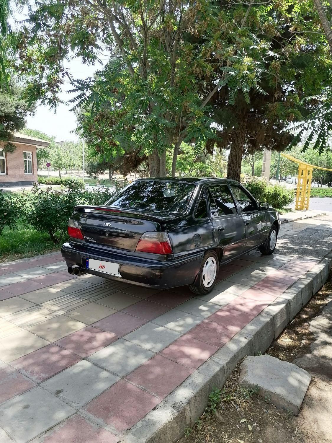 دوو سیلو سدان - 2001