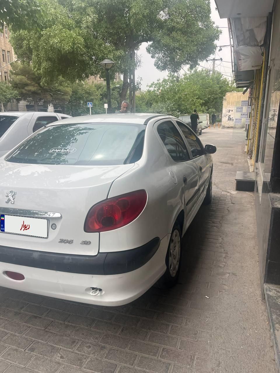 پژو ۲۰۶ صندوق دار v8 - 1398