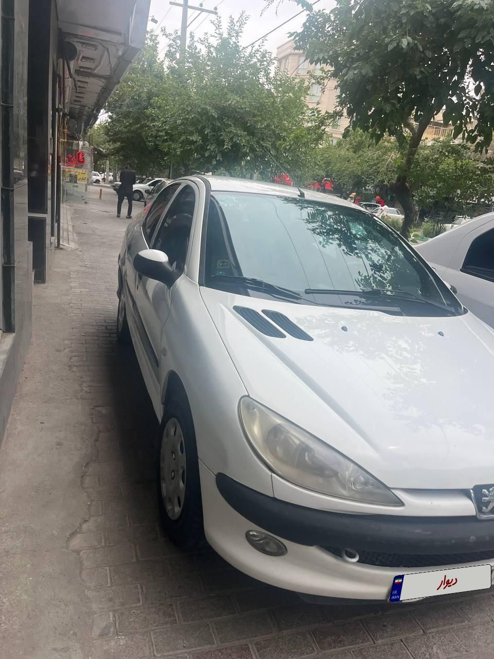 خودرو پژو، ۲۰۶ صندوق دار آگهی ann_18390102