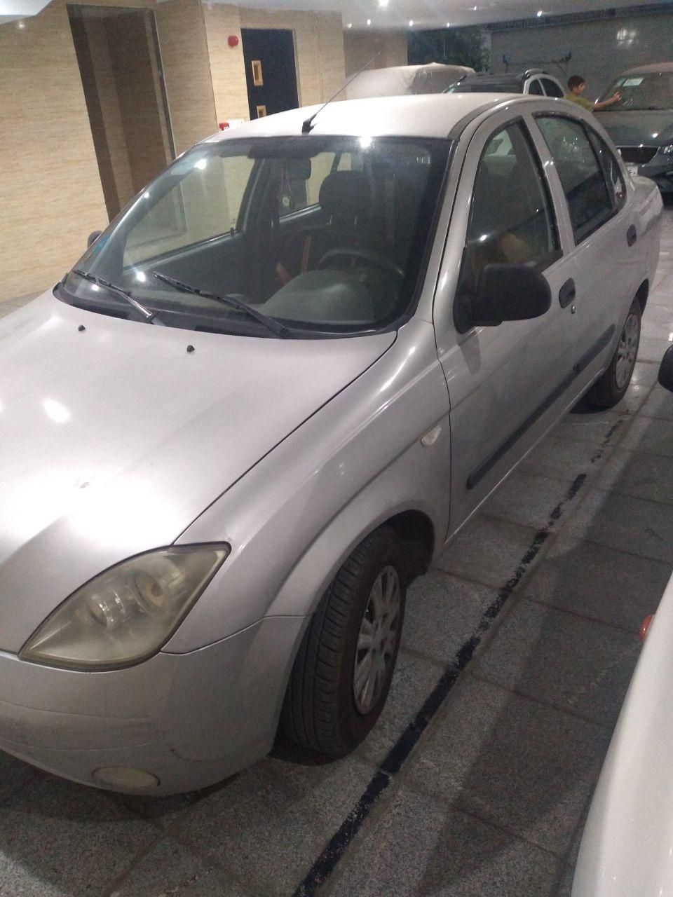 تیبا صندوق دار LX - 1392