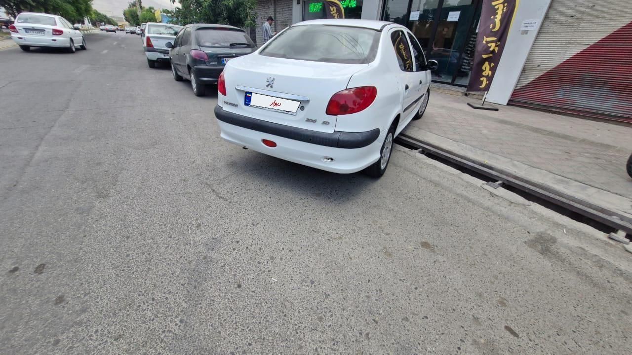 خودرو پژو، ۲۰۶ صندوق دار آگهی ann_18390283