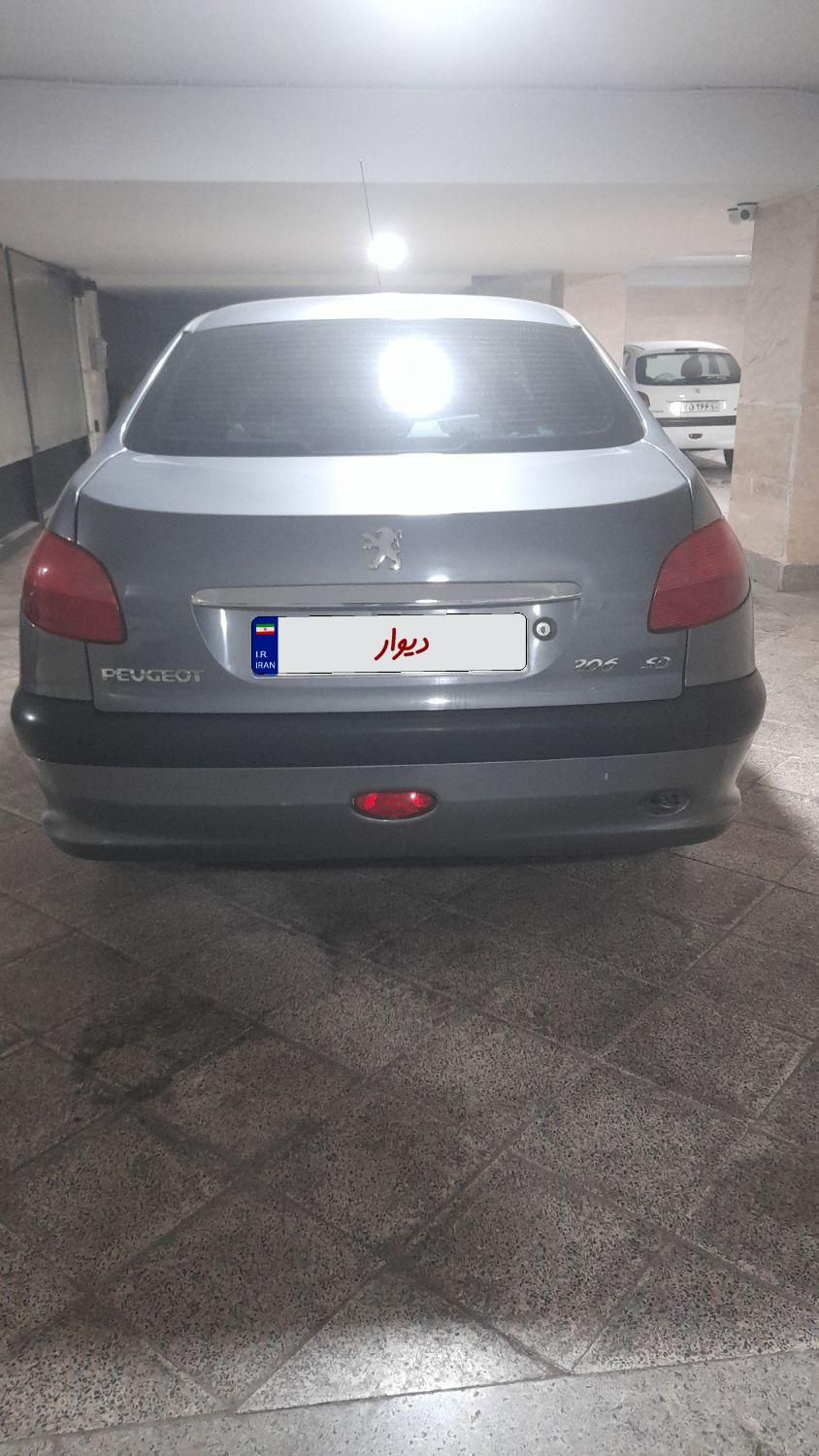 پژو ۲۰۶ صندوق دار v10 - 1388