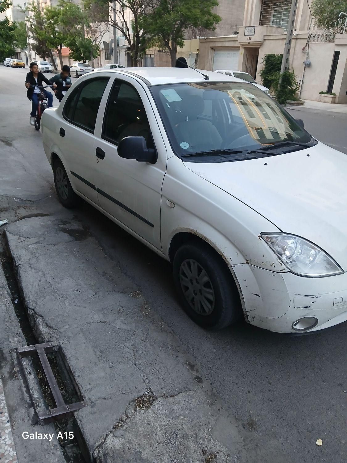 تیبا صندوق دار SX - 1399