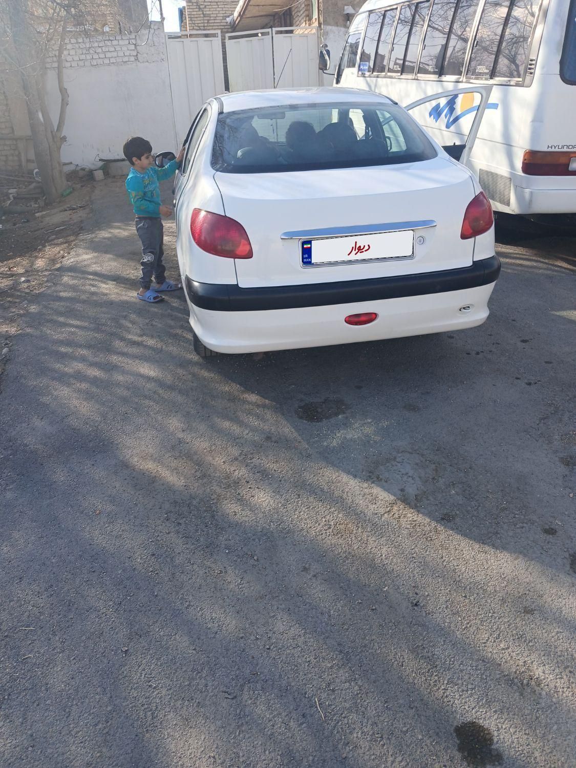 پژو ۲۰۶ صندوق دار v8 - 1399