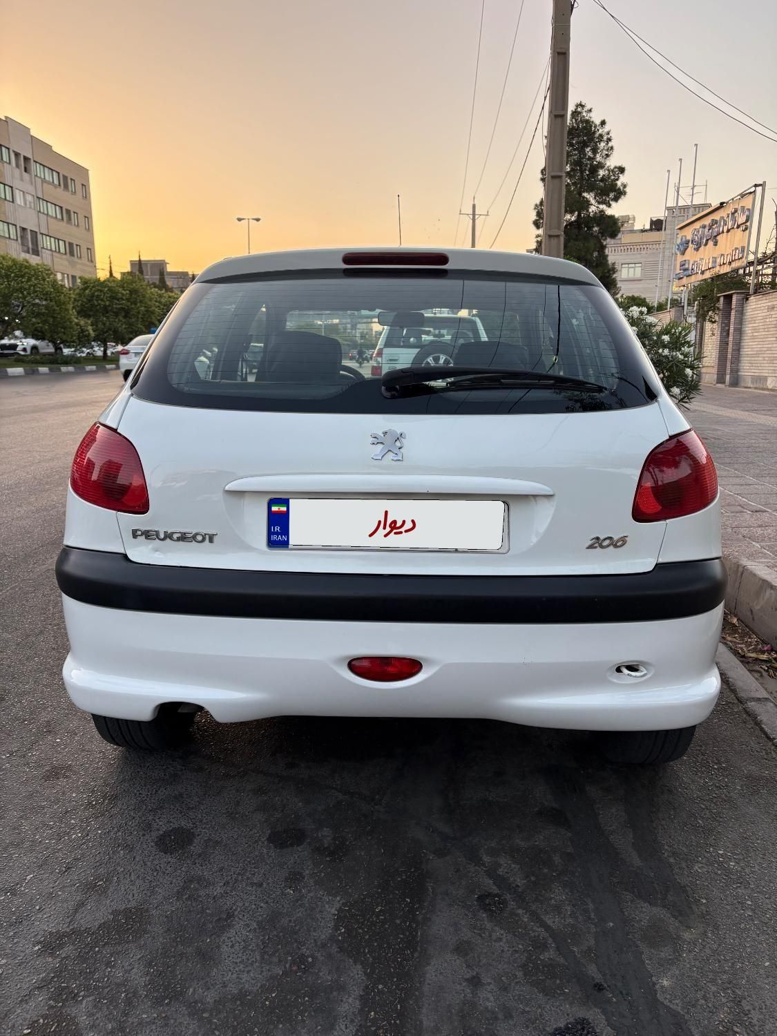 پژو 206 تیپ 2 - 1396