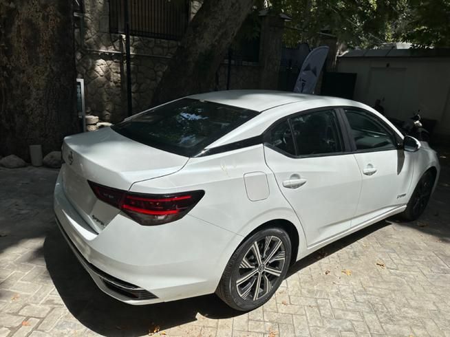 خودرو نیسان، سیلفی آگهی ann_18391246