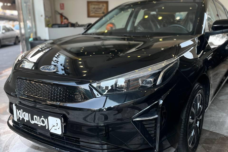 کی ام سی EJ7 142 کیلووات - 2024