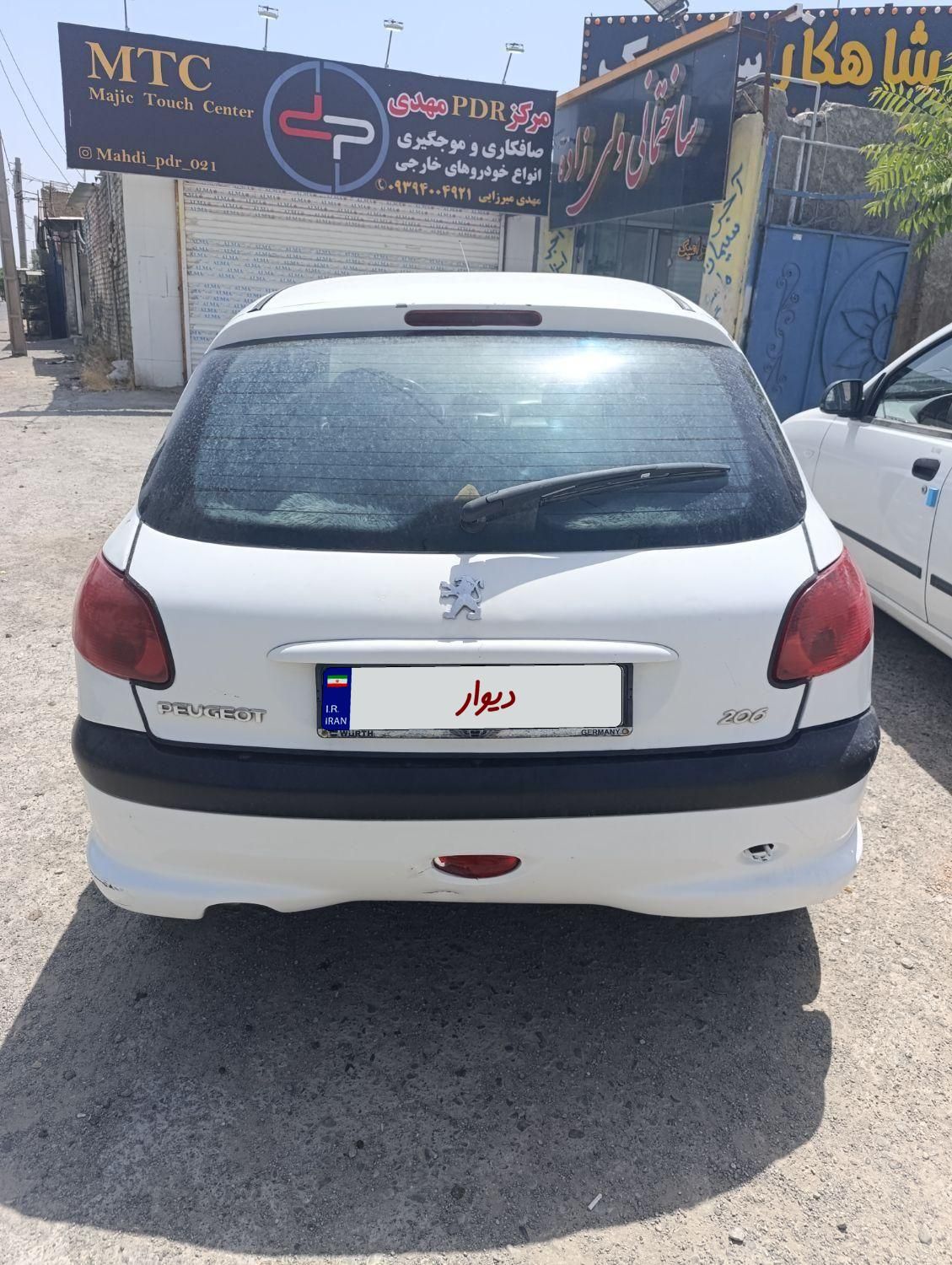 پژو 206 تیپ 3 - 1390