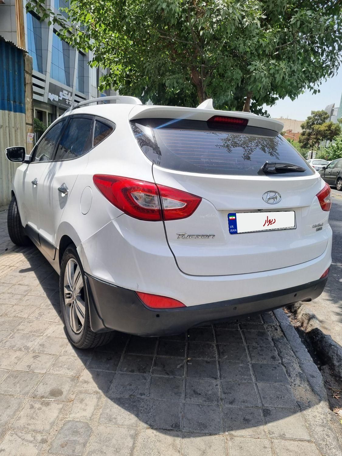 هیوندای توسان 2.4 لیتر - 2015