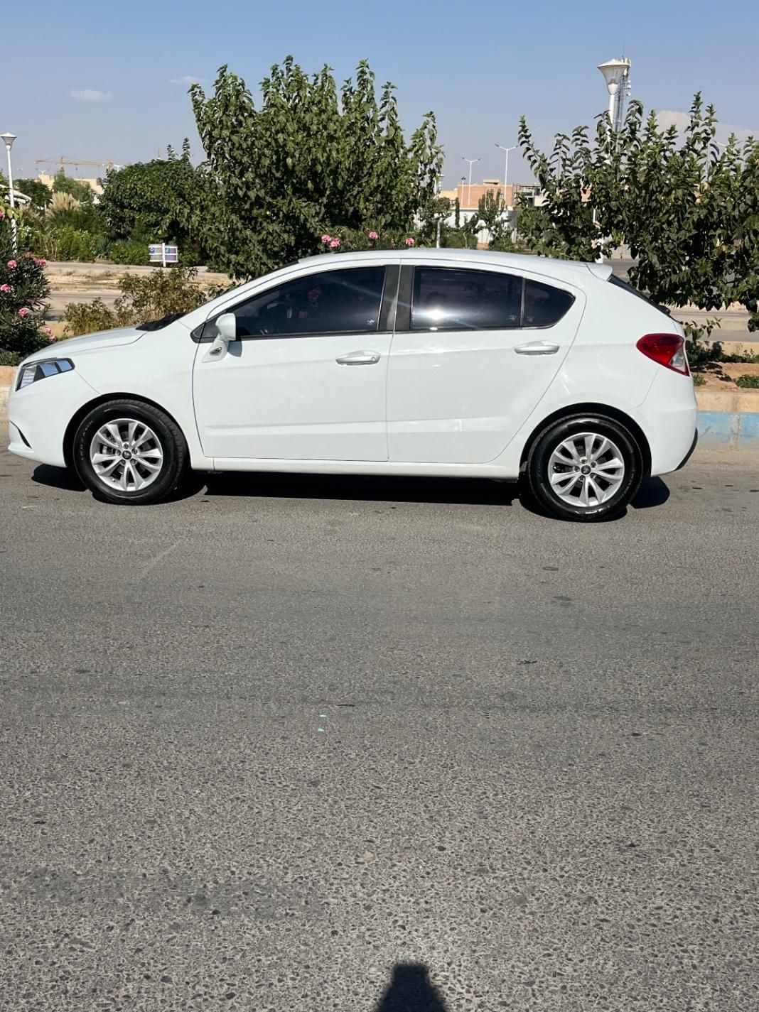 خودرو برلیانس، H220 آگهی ann_18392240