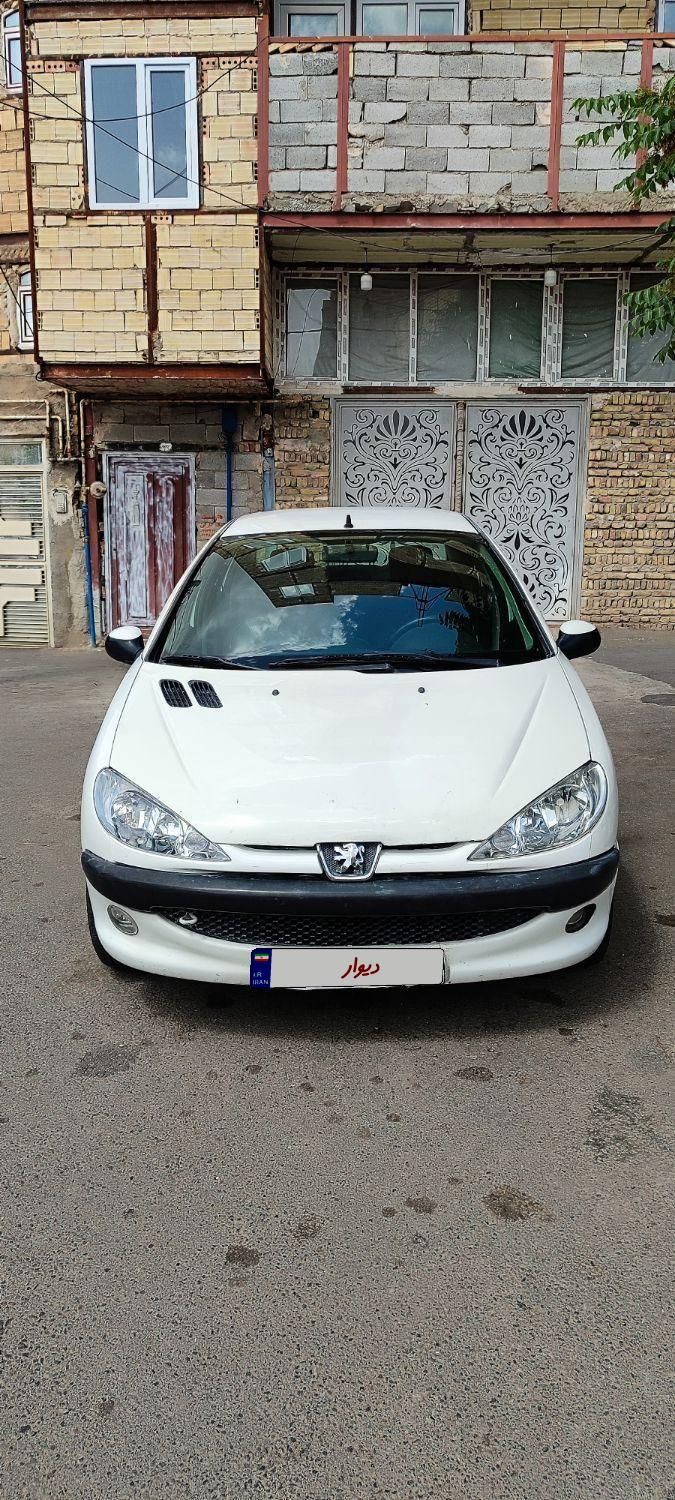 پژو ۲۰۶ صندوق دار v8 - 1388