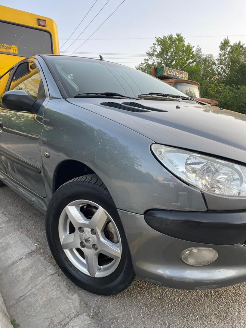 پژو ۲۰۶ صندوق دار v8 - 1395