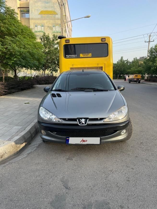 پژو ۲۰۶ صندوق دار v8 - 1395