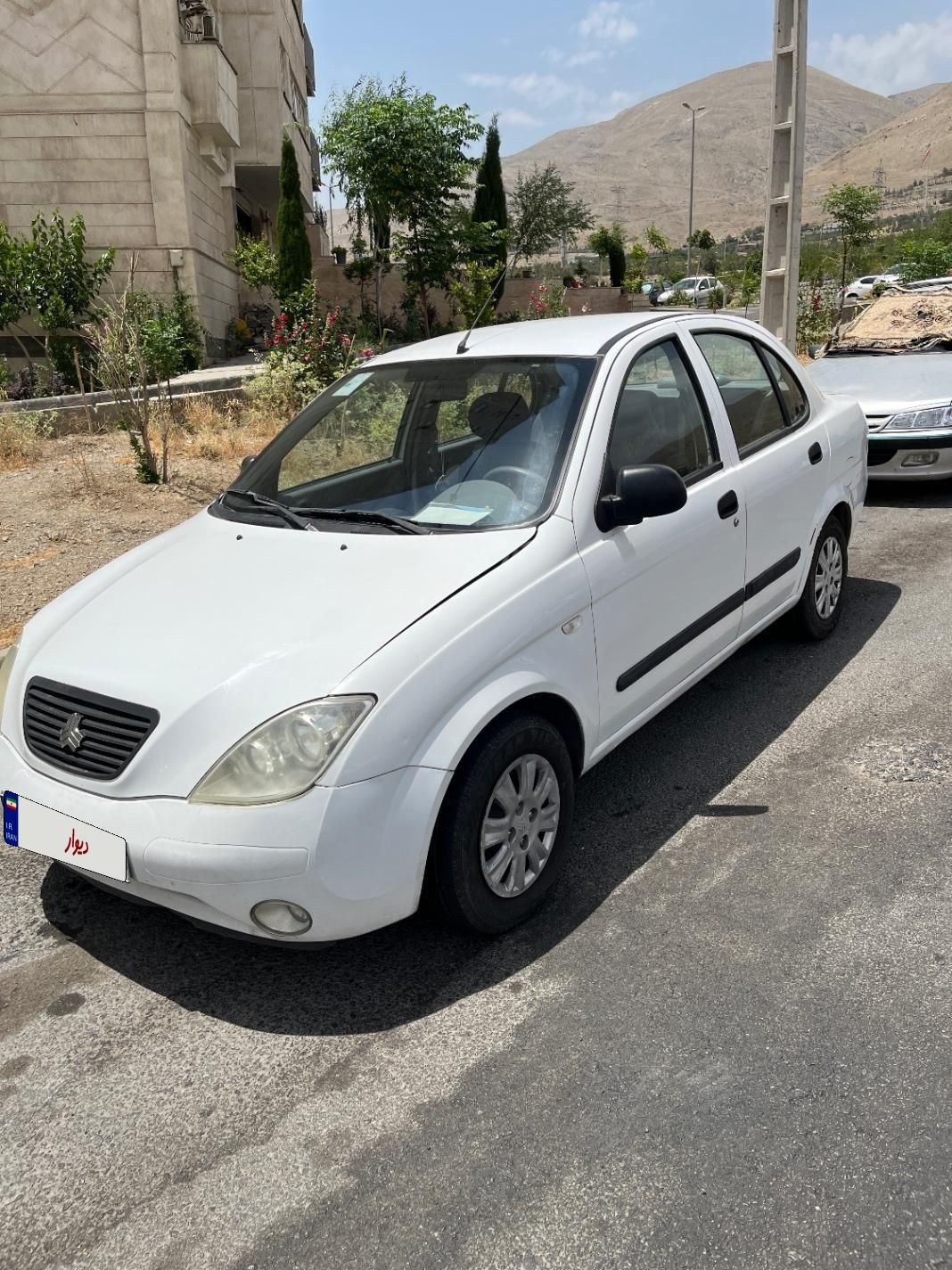 تیبا صندوق دار SX - 1395