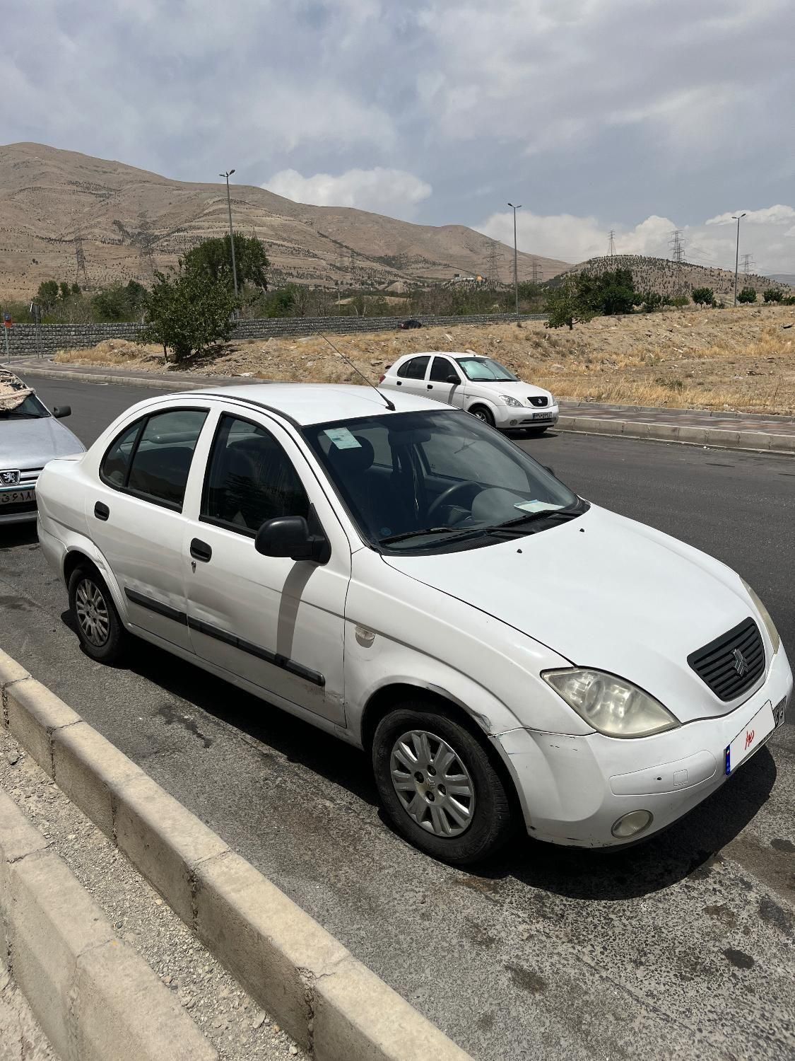 تیبا صندوق دار SX - 1395