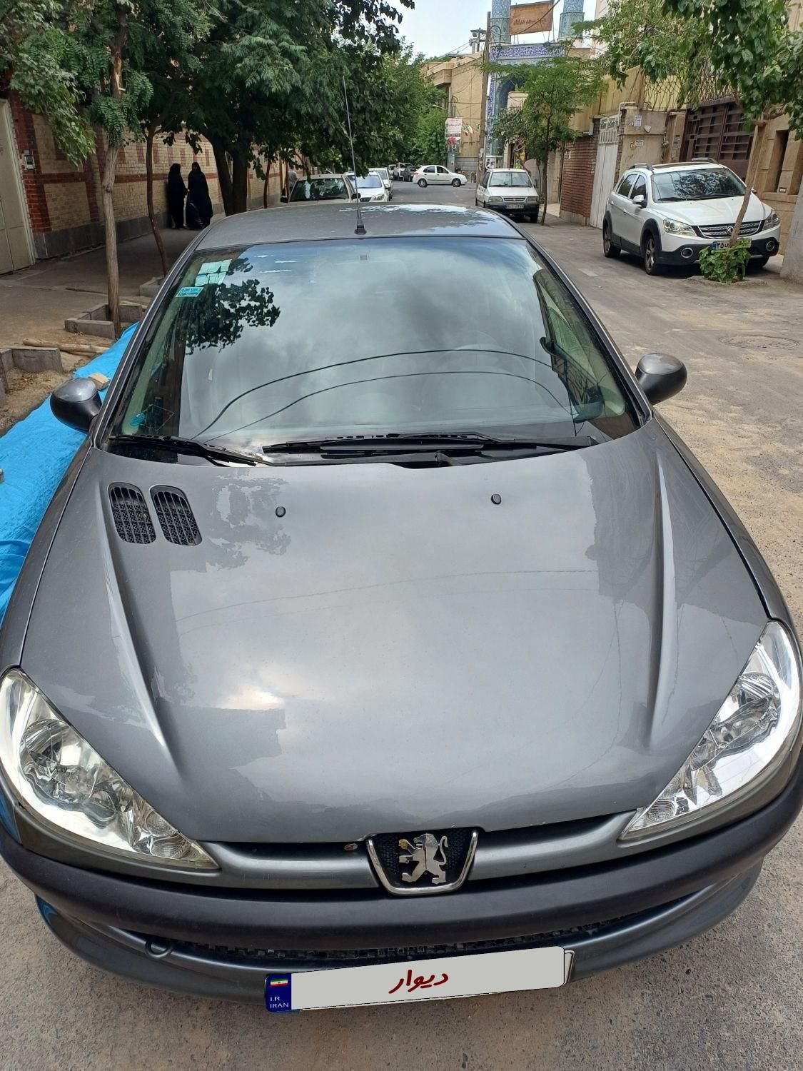 پژو ۲۰۶ صندوق دار v8 - 1395
