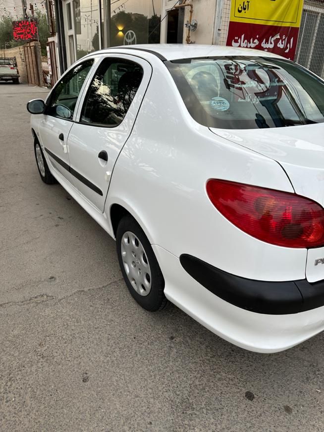 پژو ۲۰۶ صندوق دار v20 - 1390