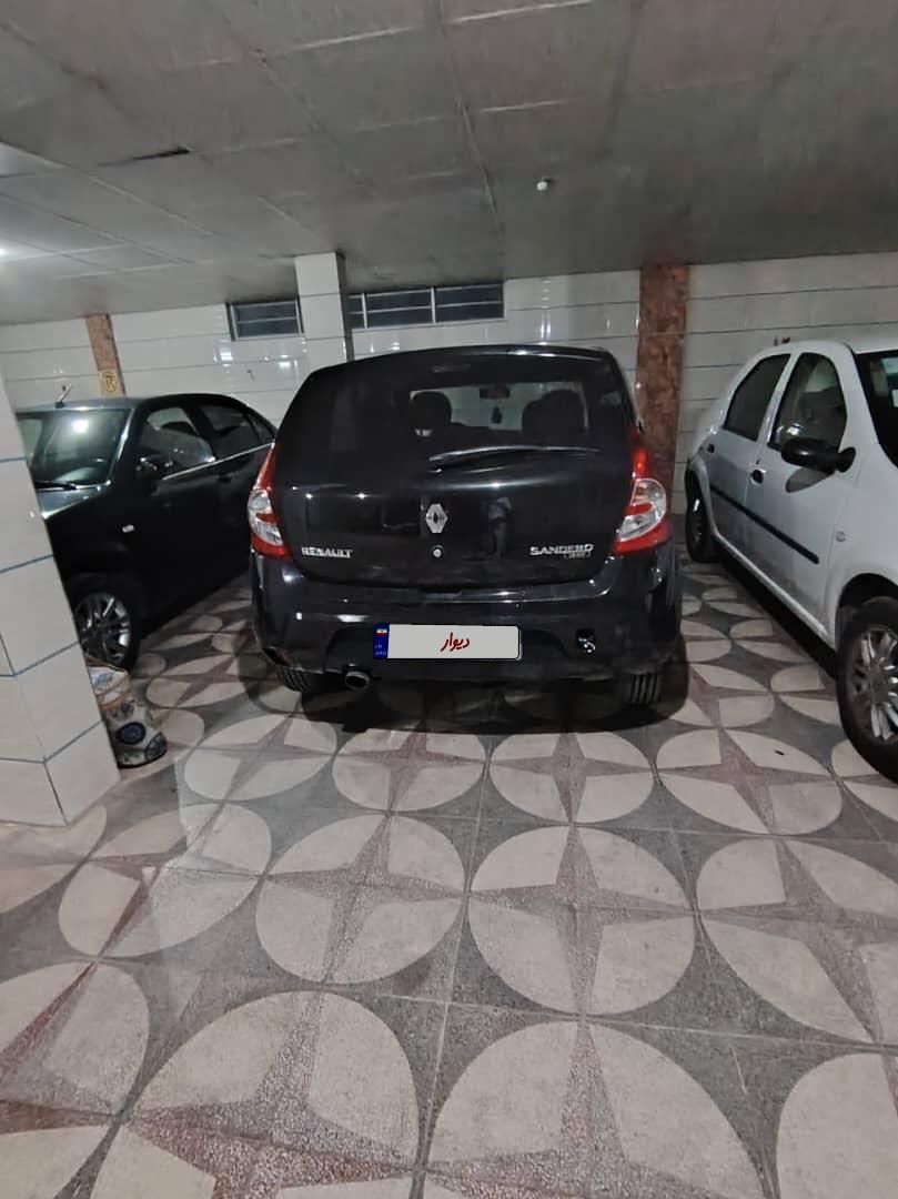 خودرو رنو، ساندرو آگهی ann_18393050