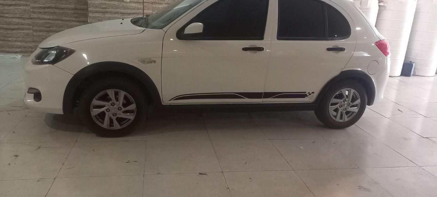 خودرو کوییک، R آگهی ann_18393249