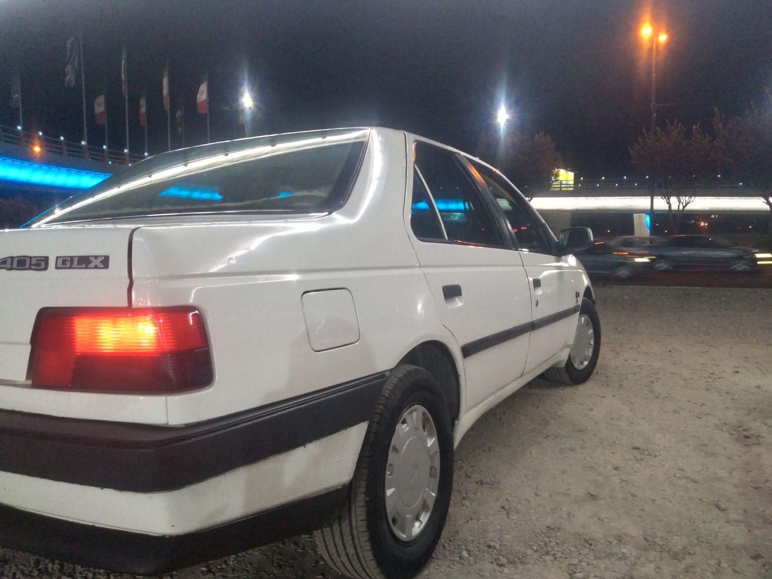 پژو 405 بنزینی GLX - TU5 - 1390