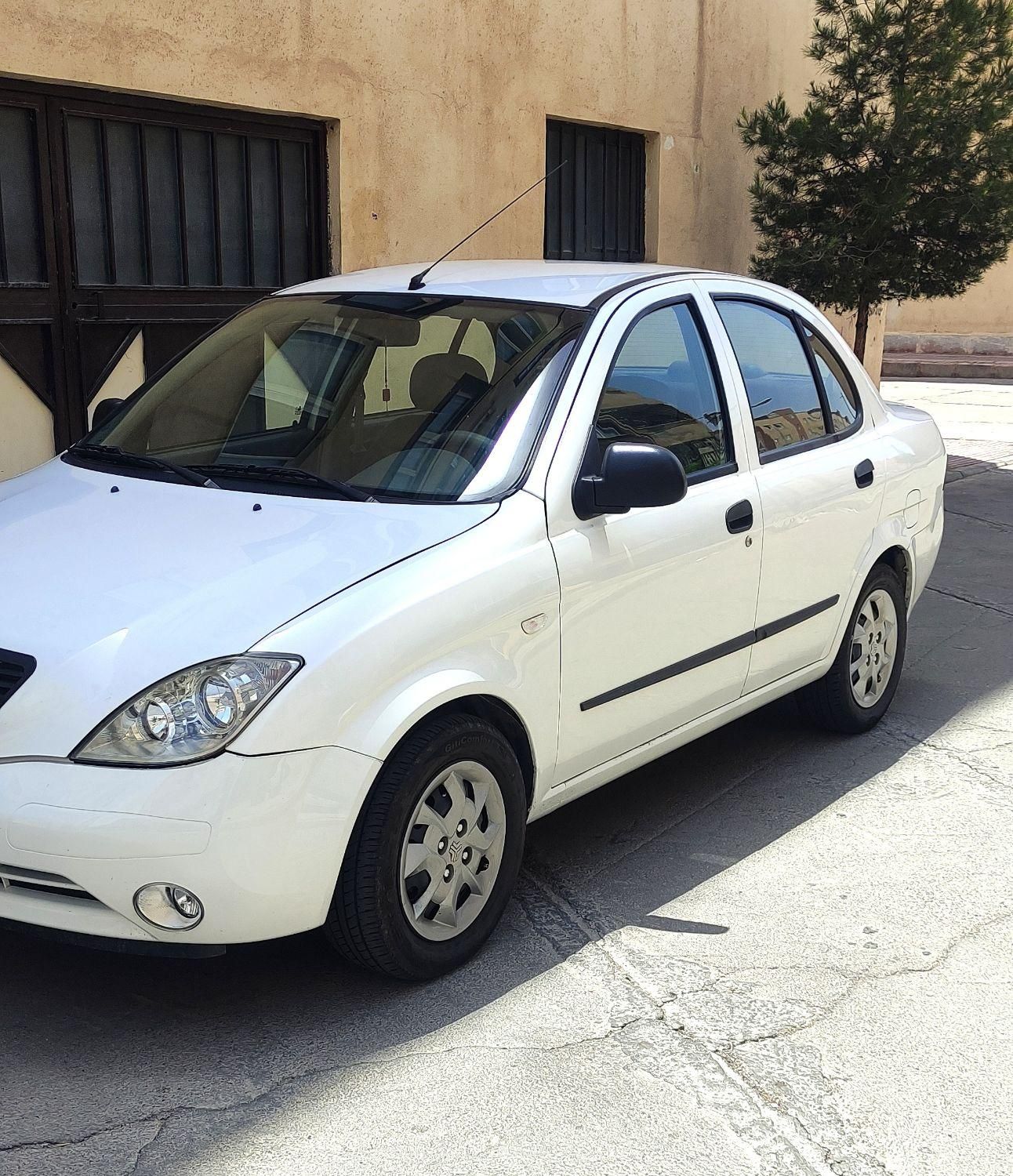 تیبا صندوق دار SX - 1396