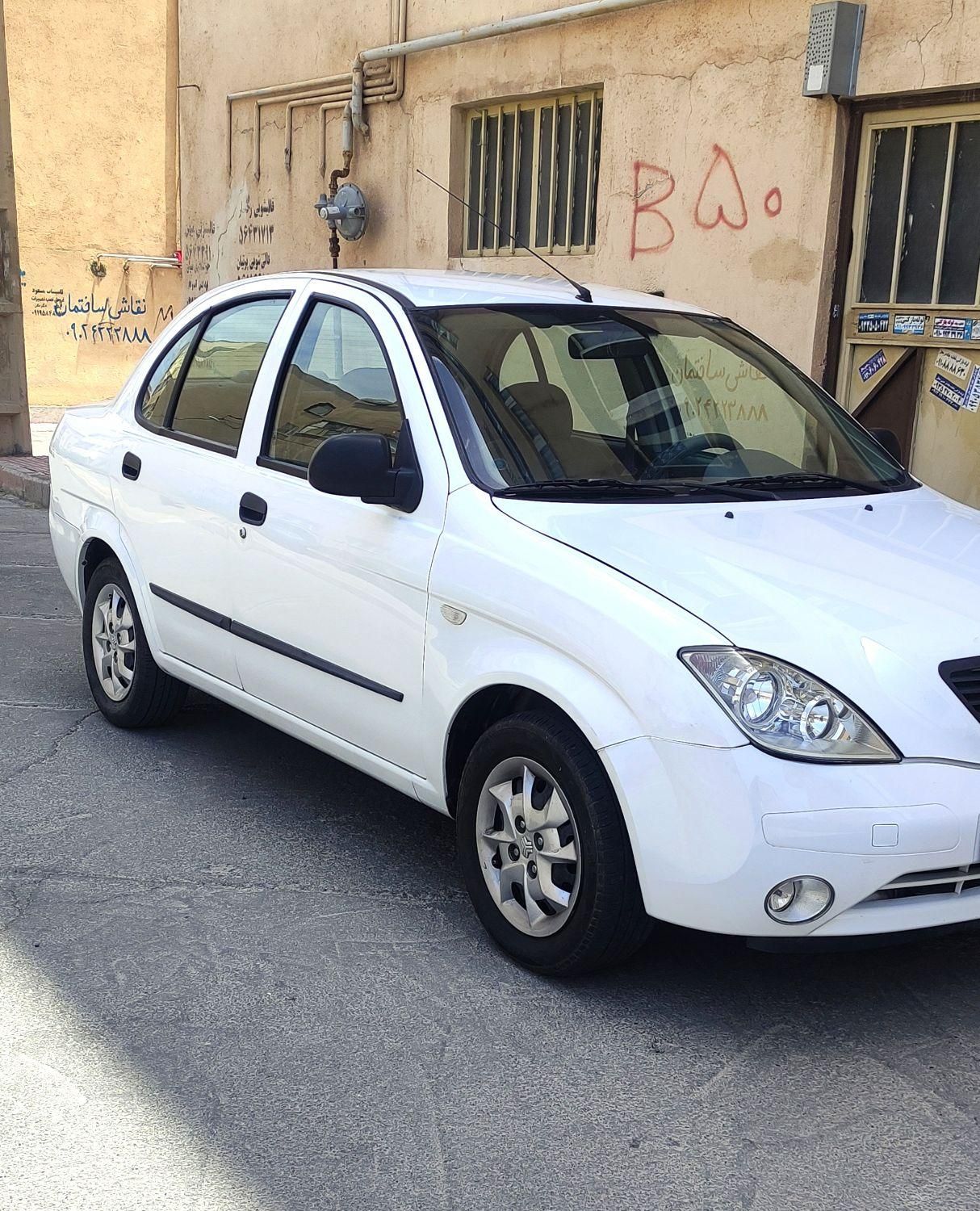 تیبا صندوق دار SX - 1396