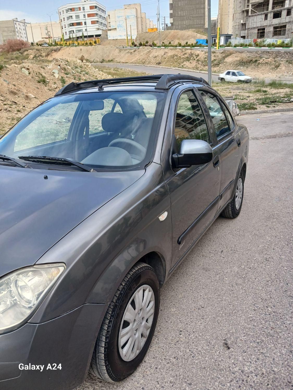 تیبا صندوق دار SX - 1393