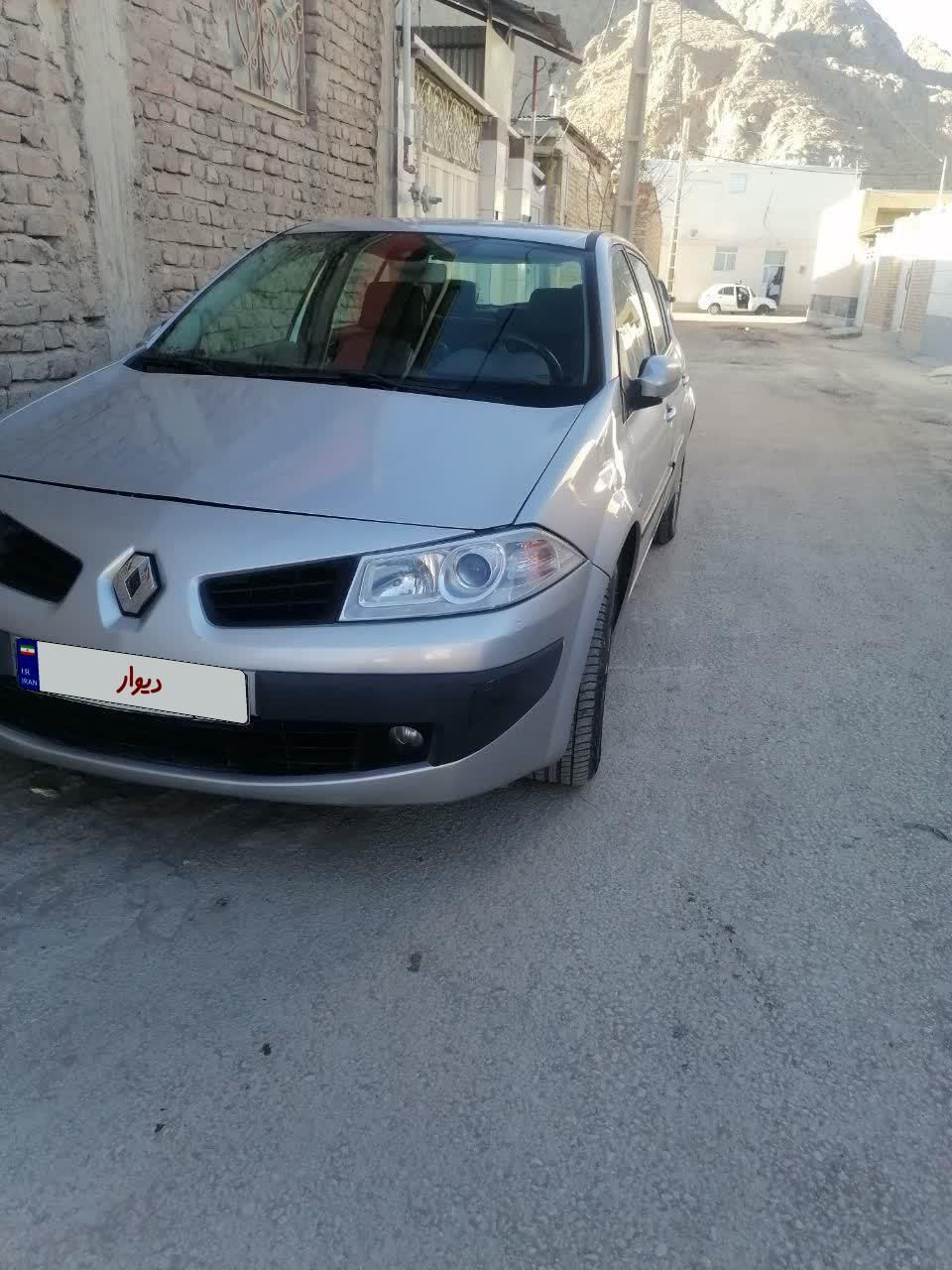 رنو مگان پارس خودرو 2000 - 2012
