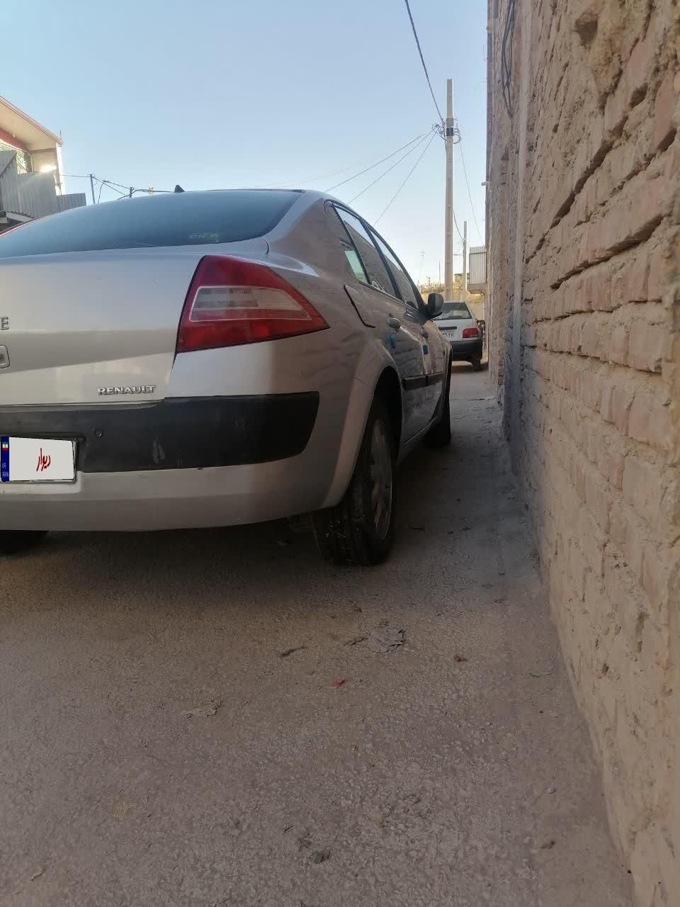 رنو مگان پارس خودرو 2000 - 2012