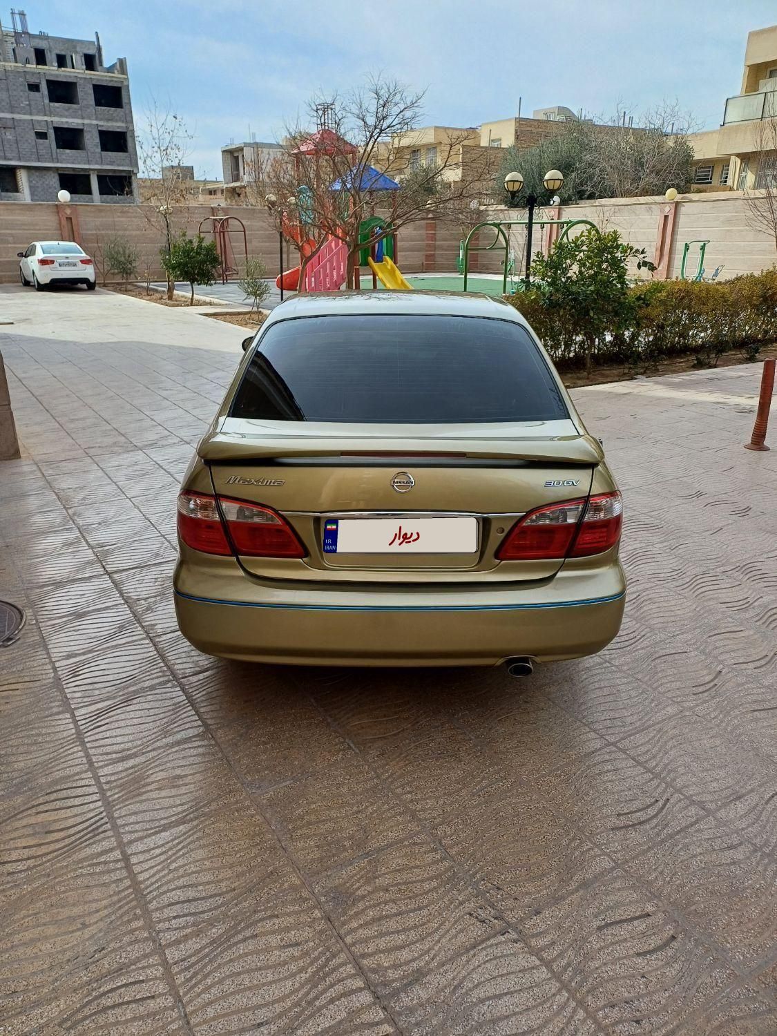 نیسان ماکسیما اتوماتیک - 2002