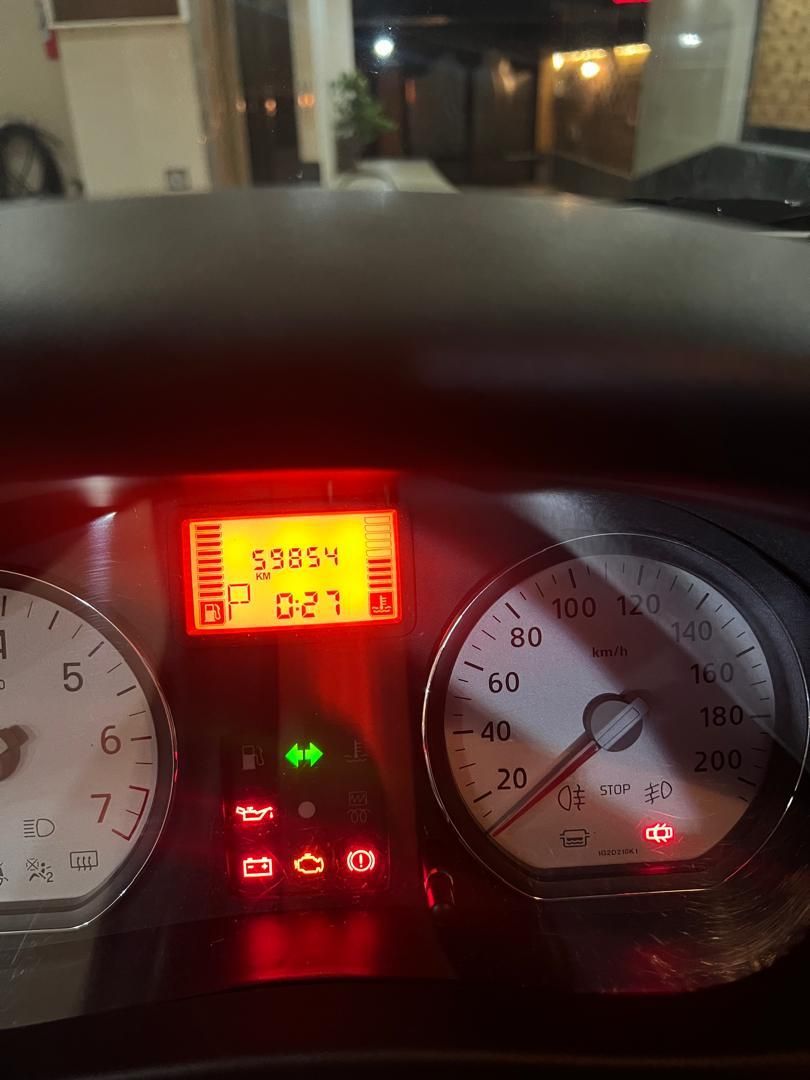 رنو ساندرو اتوماتیک - 1396