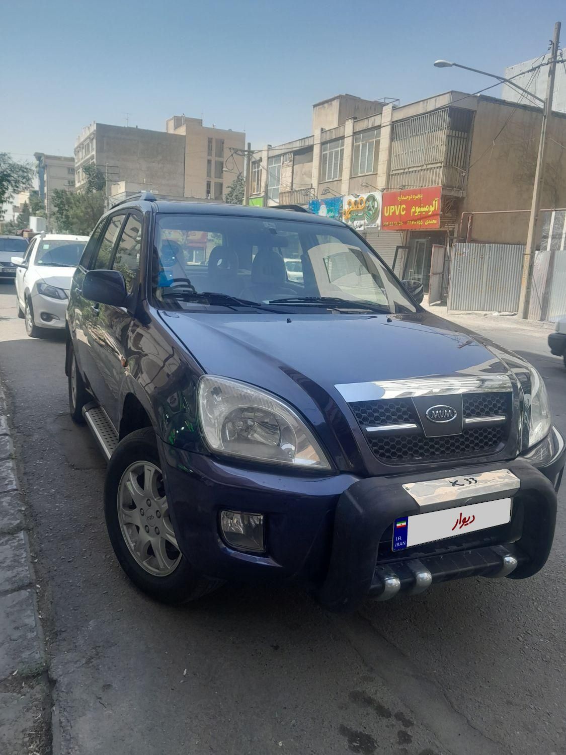 ام وی ام X33 دنده‌ای ساده - 2012