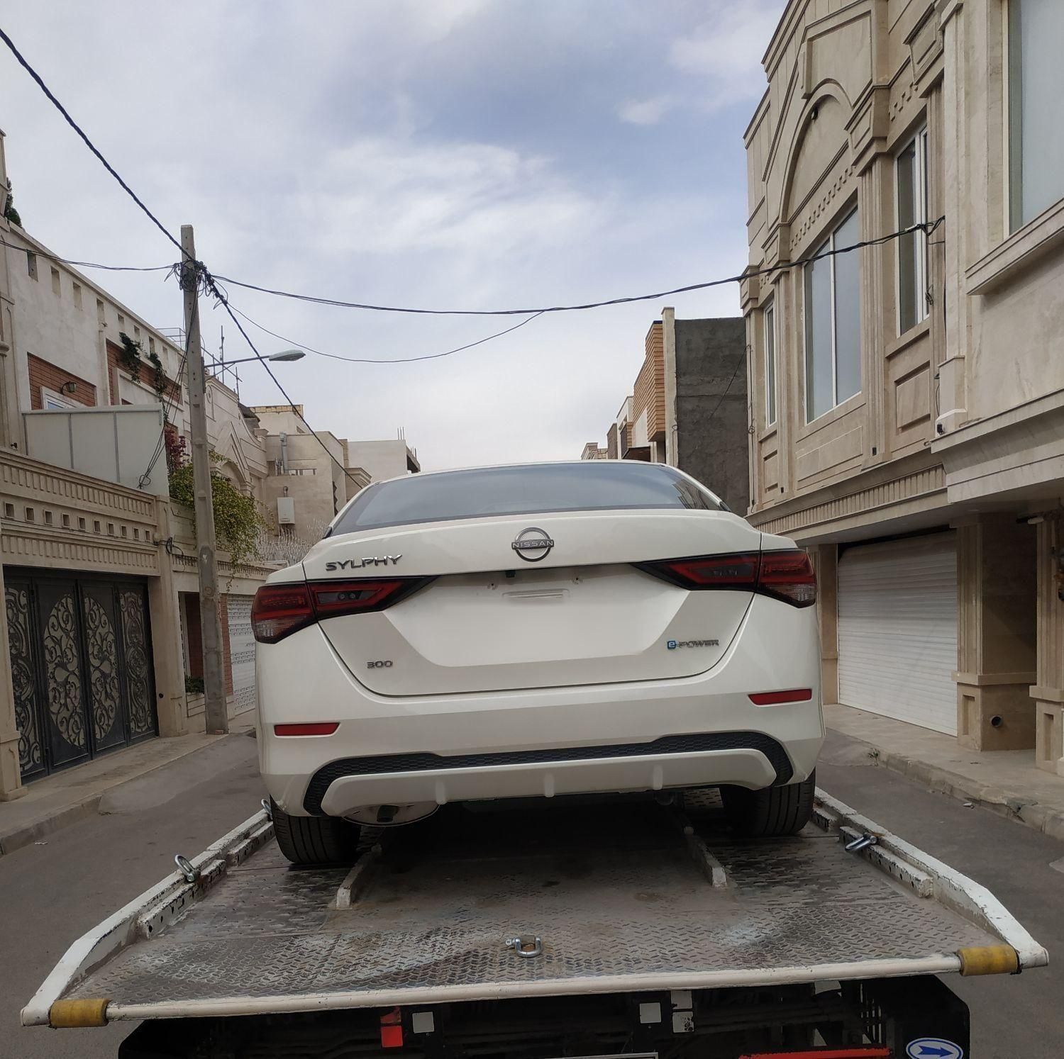 خودرو نیسان، سیلفی آگهی ann_18394823