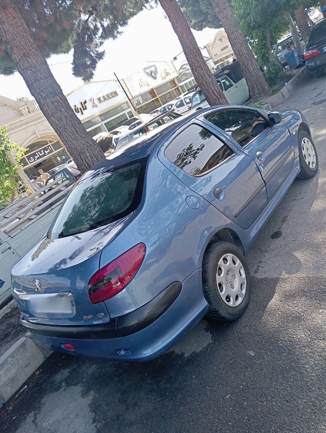 پژو ۲۰۶ صندوق دار v8 - 1394