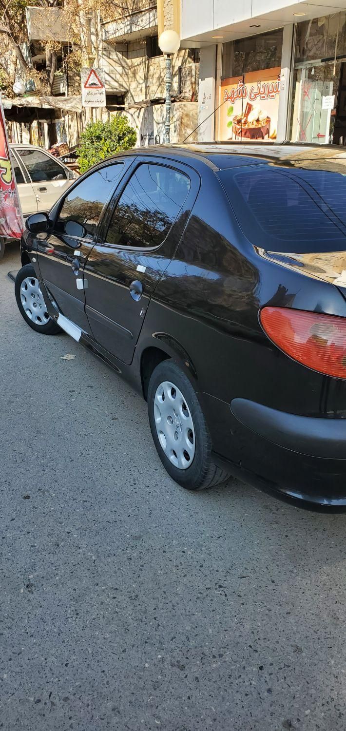 پژو ۲۰۶ صندوق دار v8 - 1393