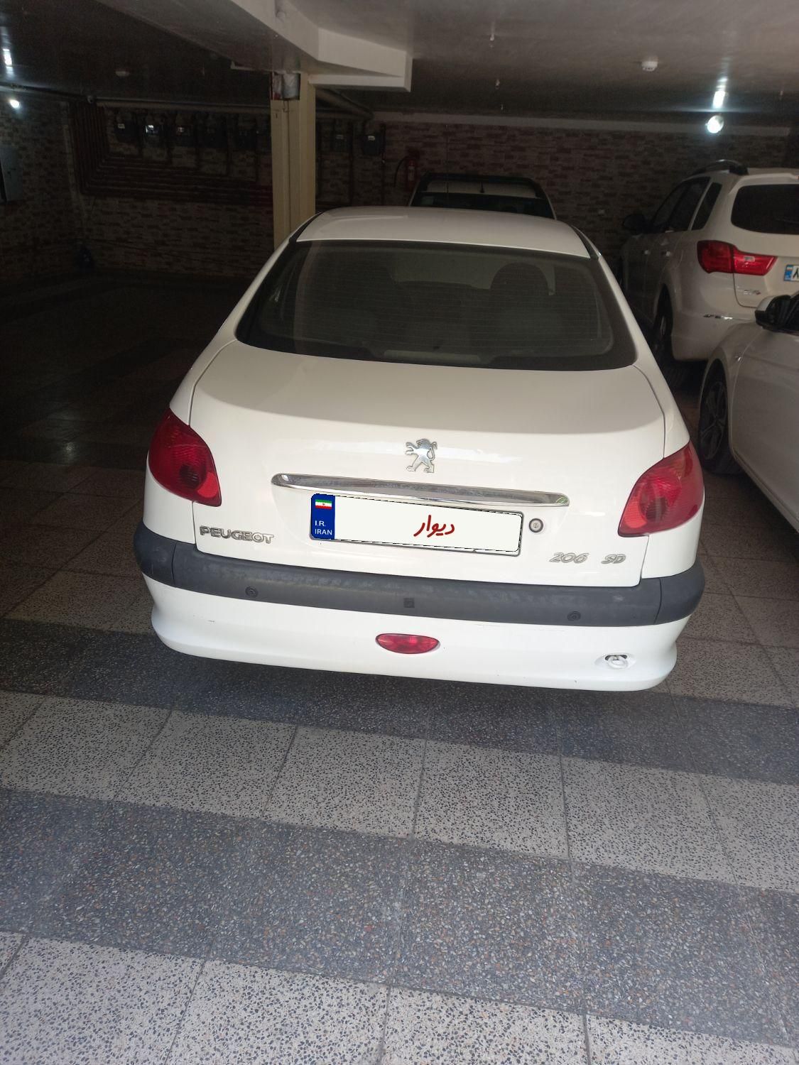 پژو ۲۰۶ صندوق دار v8 - 1394