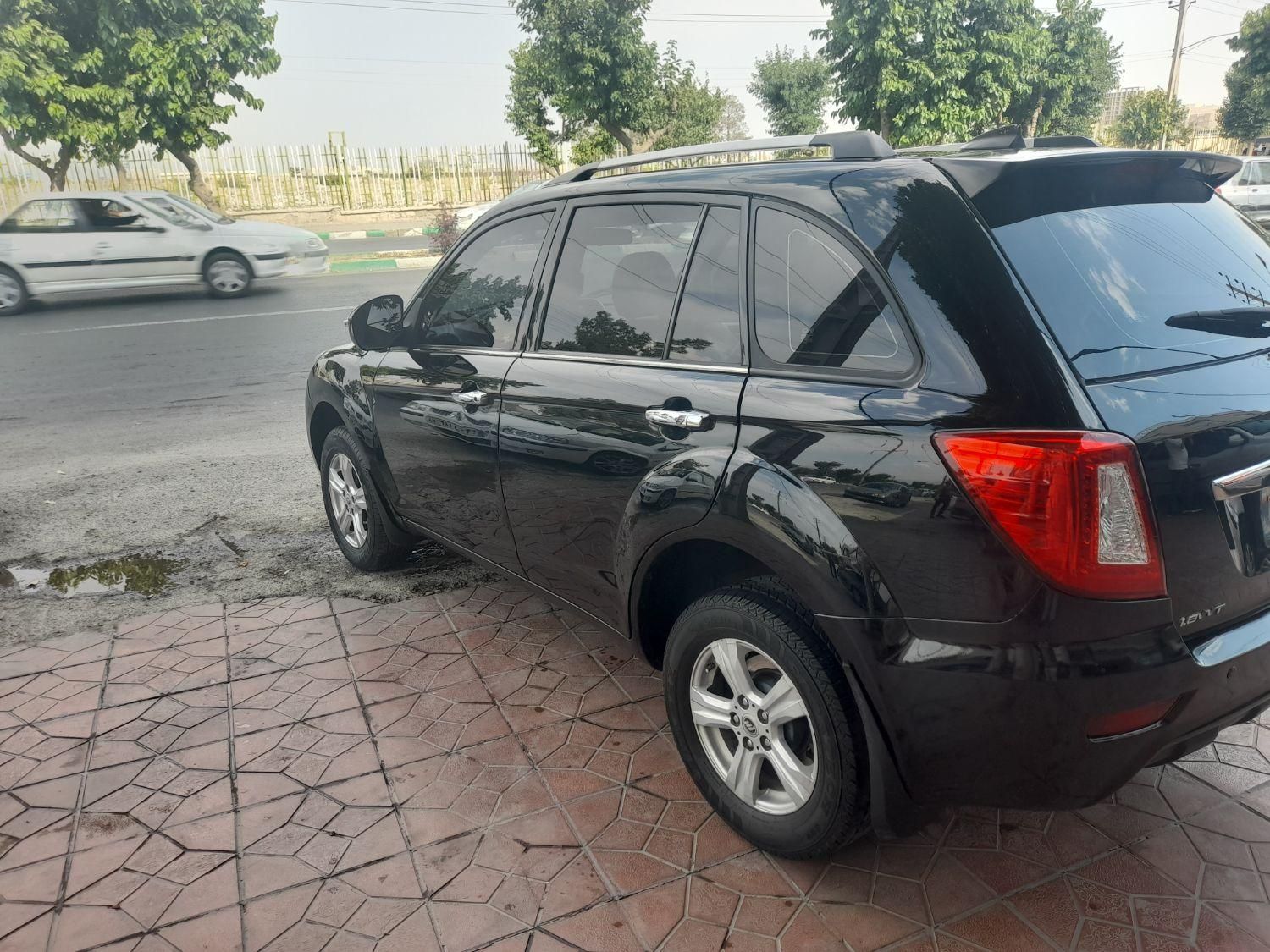 لیفان X60 دنده‌ای - 2013