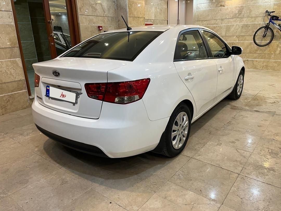 کیا سراتو مونتاژ 1600دنده ای - 2014