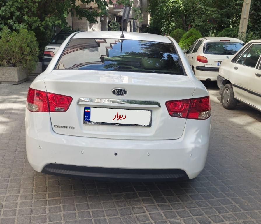 کیا سراتو مونتاژ 2000 اتوماتیک - 2015