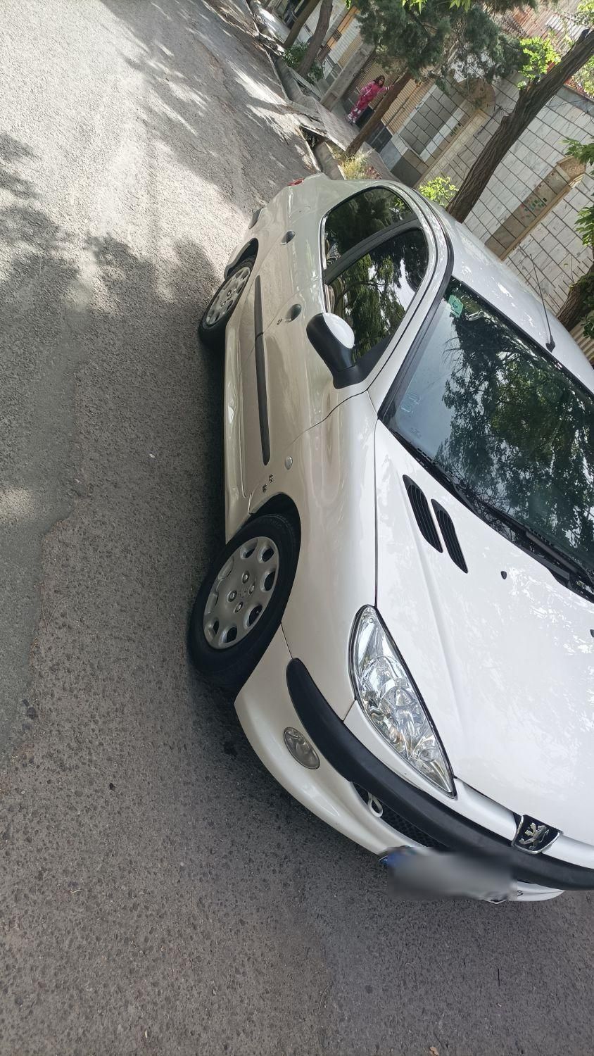 پژو ۲۰۶ صندوق دار v10 - 1388