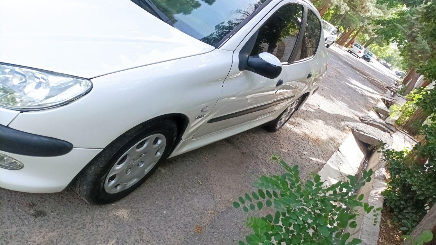 پژو ۲۰۶ صندوق دار v10 - 1388